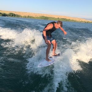 Meet your Posher, Cole